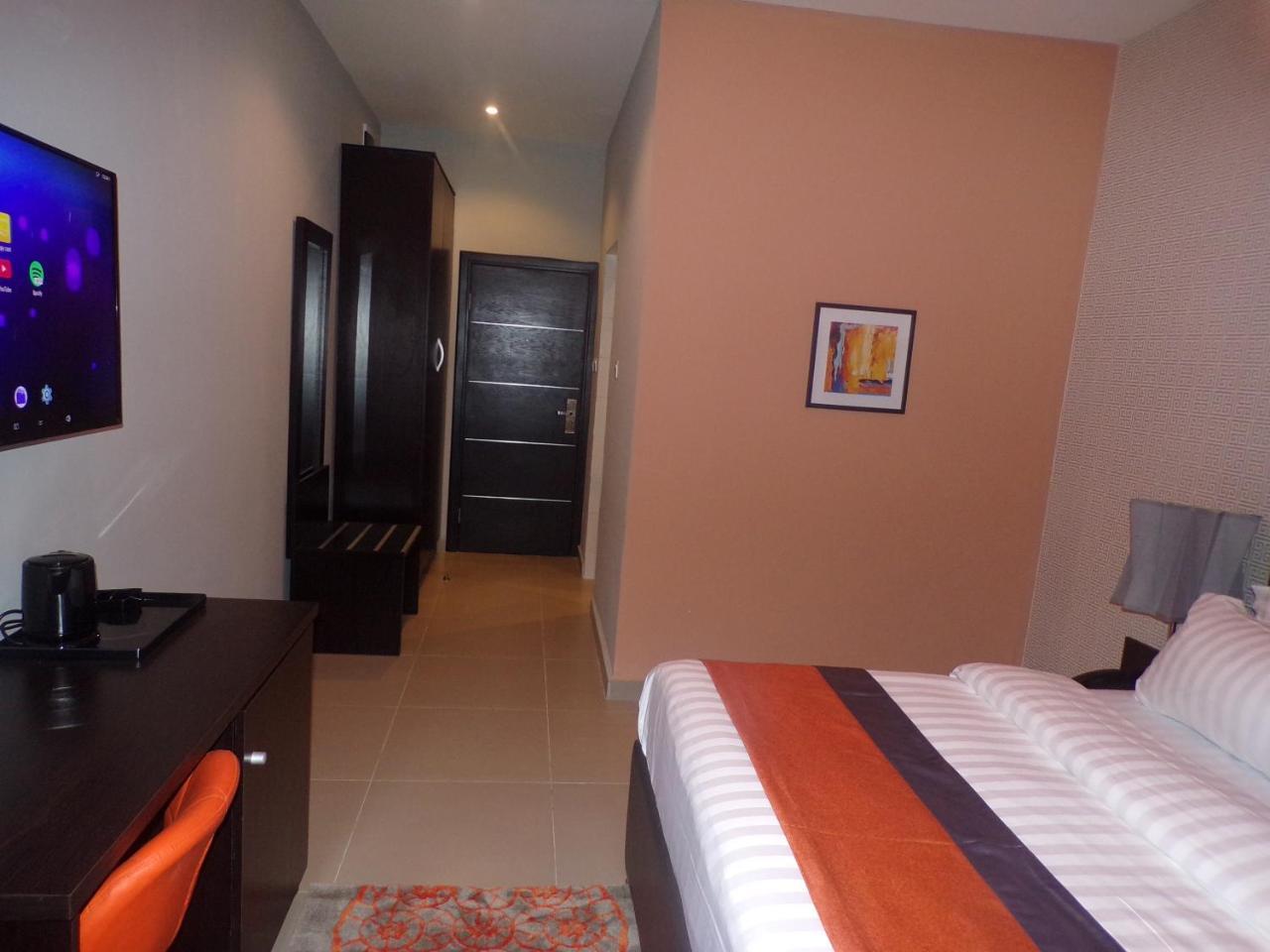 The Mayhill Lekki Exterior foto