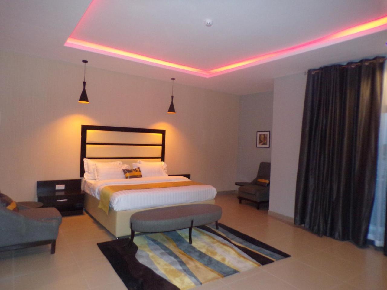 The Mayhill Lekki Exterior foto